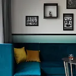 Indigo - Wettiner Platz, An Ihg 4*