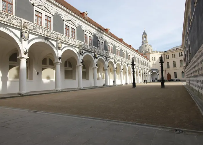 Indigo - Wettiner Platz By Ihg Отель