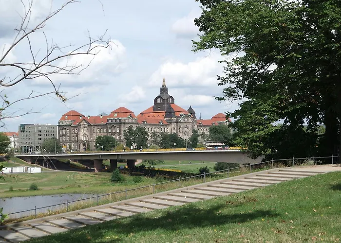 Indigo - Wettiner Platz By Ihg ホテル ドレスデン